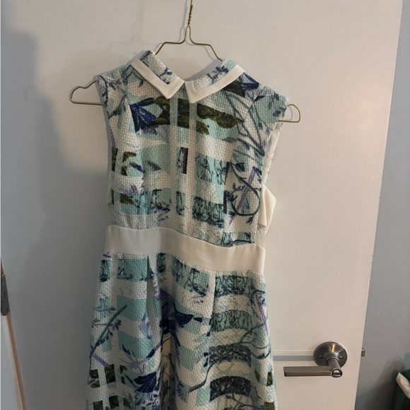 Floral Patterned Kids Dress - Picture 1 of 3